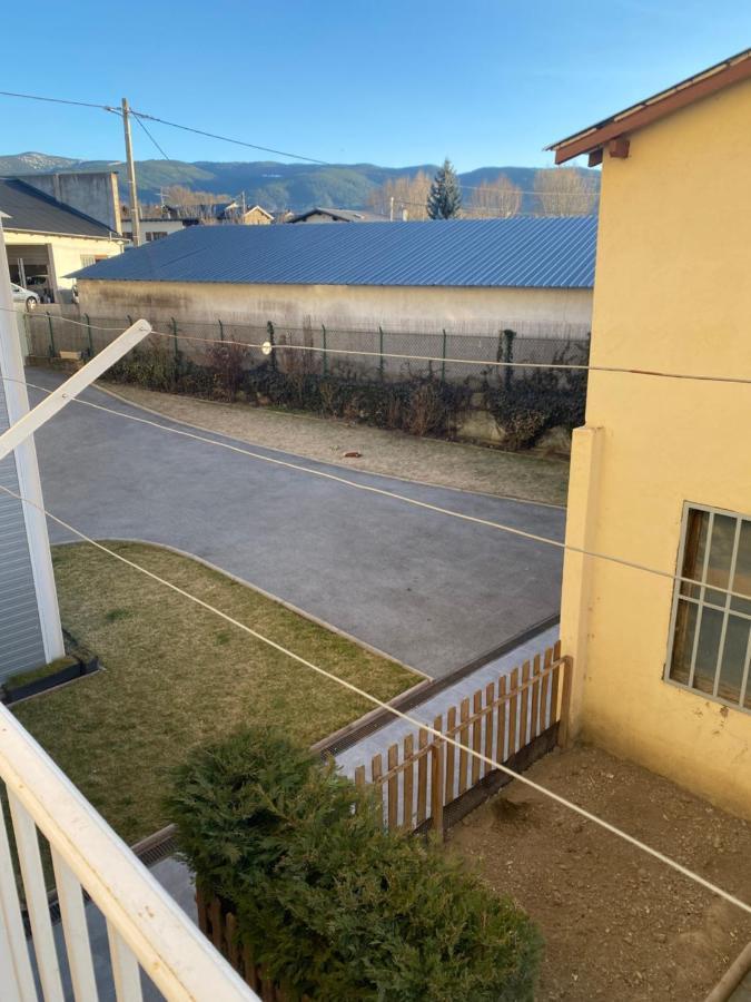 شقة Chez Helene 3 Etoiles, Labellise Disabled Pmr,Pour 4 Personnes Chiens Bienvenus-Pet Friendly بورغ مدام المظهر الخارجي الصورة