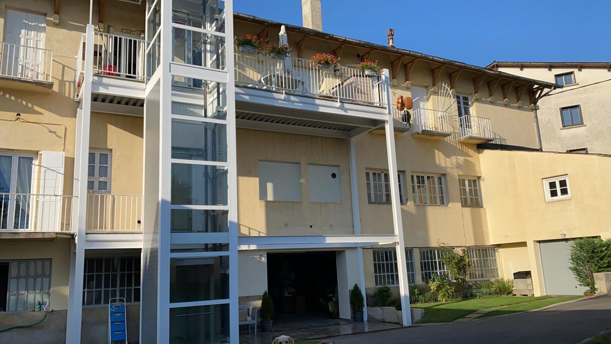 شقة Chez Helene 3 Etoiles, Labellise Disabled Pmr,Pour 4 Personnes Chiens Bienvenus-Pet Friendly بورغ مدام المظهر الخارجي الصورة